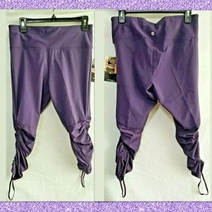 Avia Womens Active Wear Workout Capri Size 22